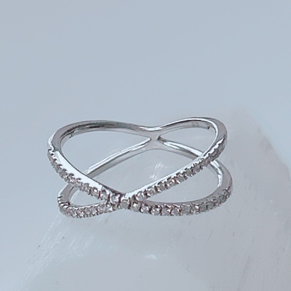 Sterling Silver Diamond Criss Cross Ring - Picture 3 of 3